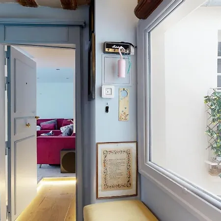 Apartment Casa Volpe Paris
