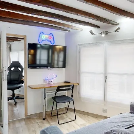 Apartment Casa Volpe Paris